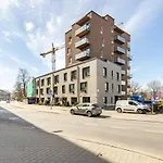 Fully Equipped, Furnished Cozy Flat Center