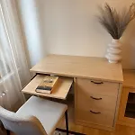 Fully Equipped, Furnished Cozy Flat Center Lägenhet *