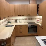 Fully Equipped, Furnished Cozy Flat Center *