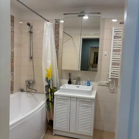 Fully Equipped, Furnished Cozy Flat Center Апартаменты *