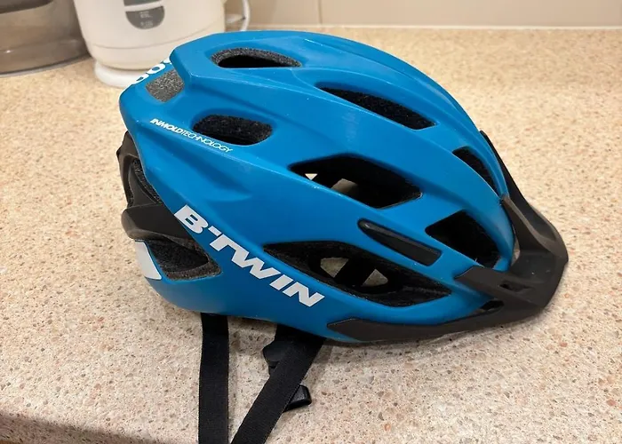 Fully Equipped, Furnished Cozy Flat Center