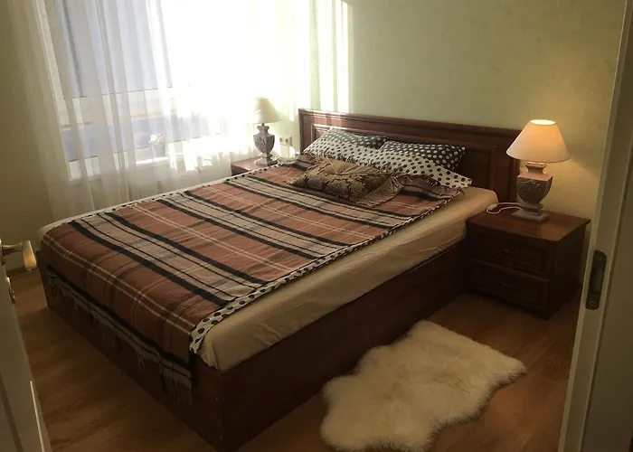 Fully Equipped, Furnished Cozy Flat Center *