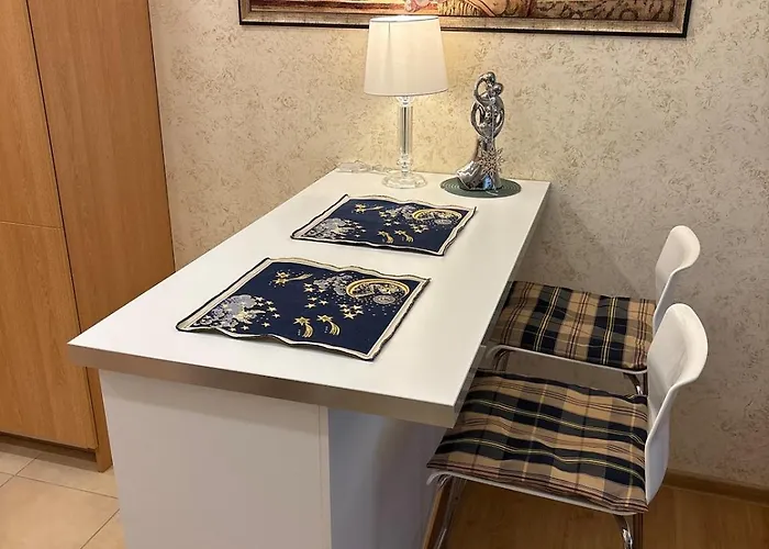 Fully Equipped, Furnished Cozy Flat Center شقة