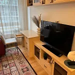 Butas Fully Equipped, Furnished Cozy Flat Center *