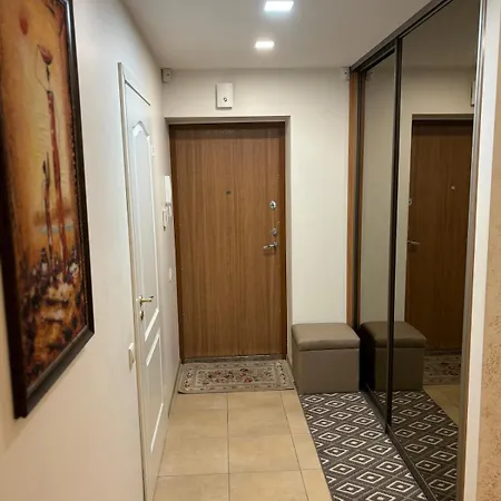 Butas Fully Equipped, Furnished Cozy Flat Center